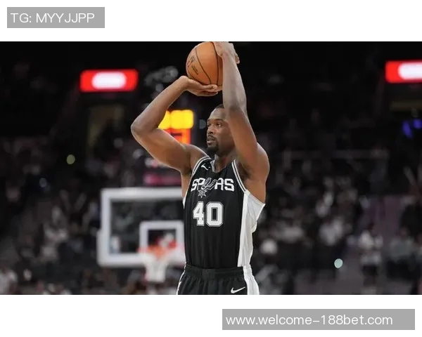 马刺巴恩斯谈文班伤病经历与时间限制的挑战与坚持